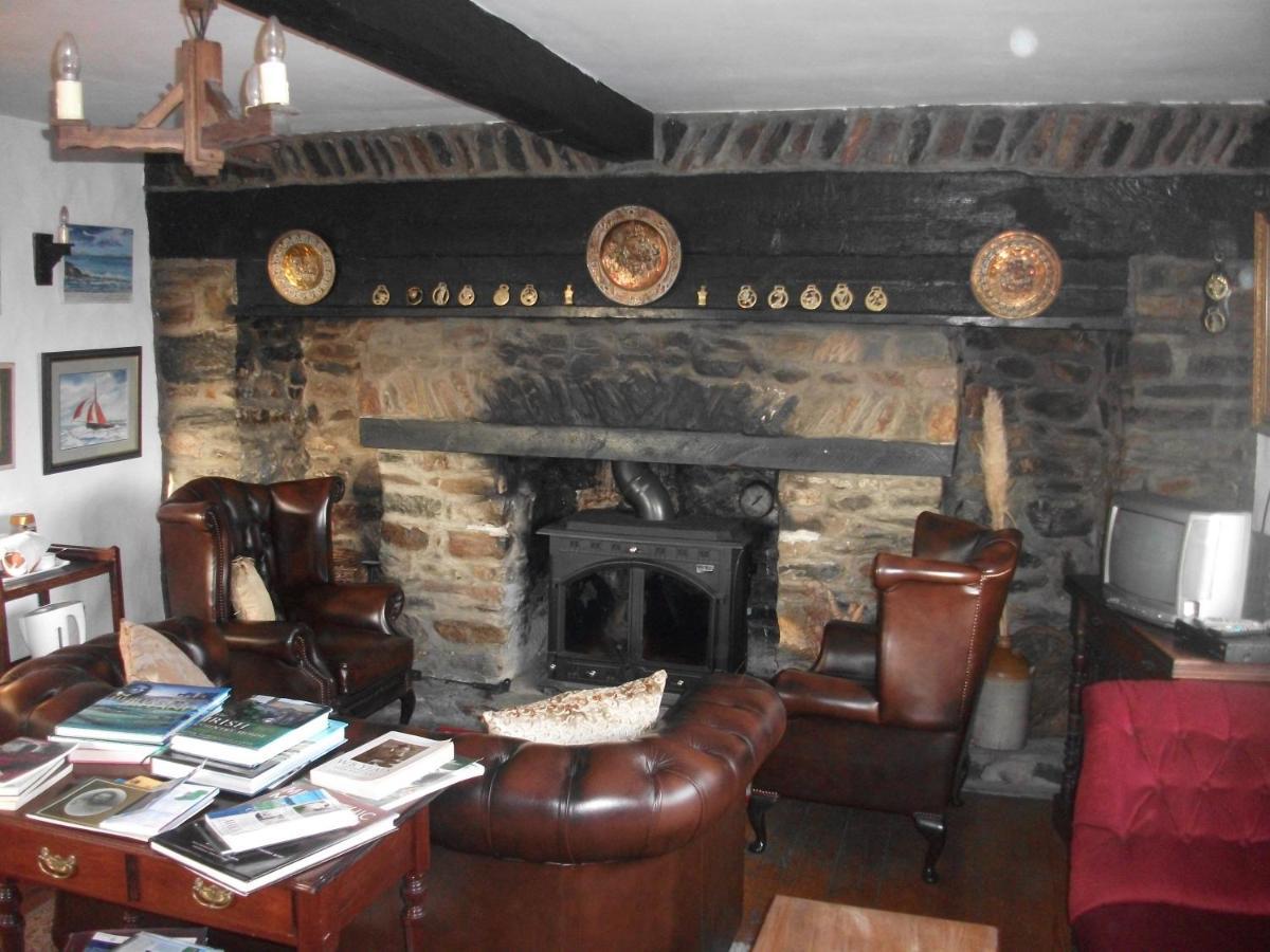 Fuchsia House Bed And Breakfast Connemara Renvyle Exterior photo