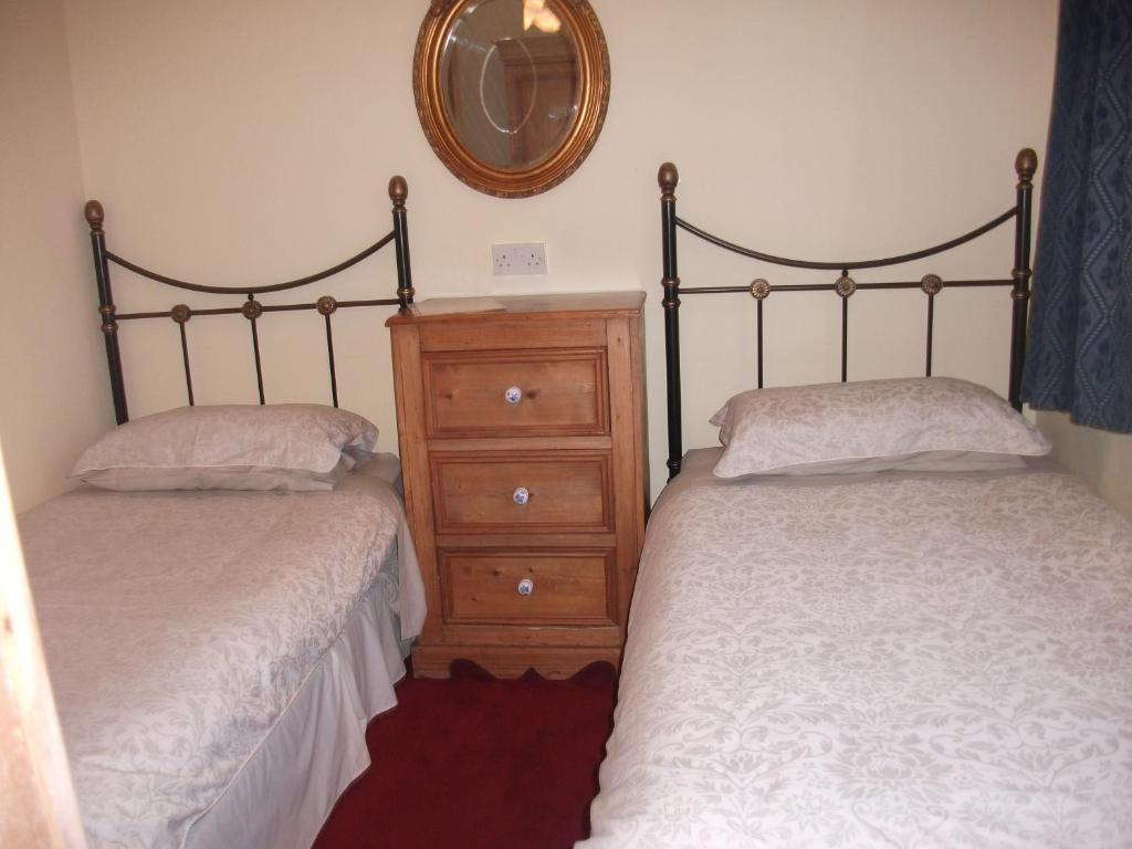 Fuchsia House Bed And Breakfast Connemara Renvyle Room photo